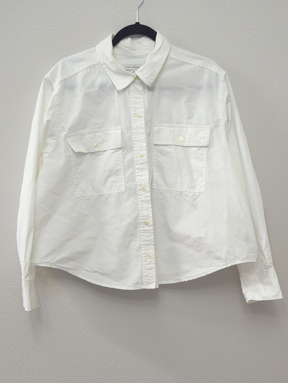 Free Assembly White Woman's Button-Up Workshirt with Chest Pockets XL